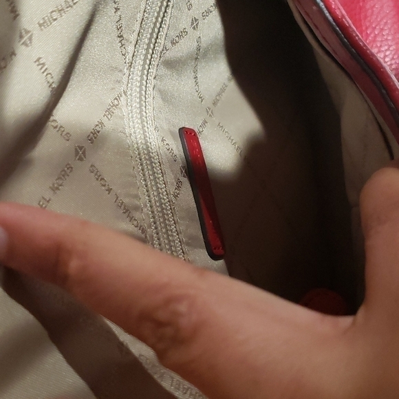 MICHAEL Kors Bedford Small Crossbody NWOT - Picture 6 of 9